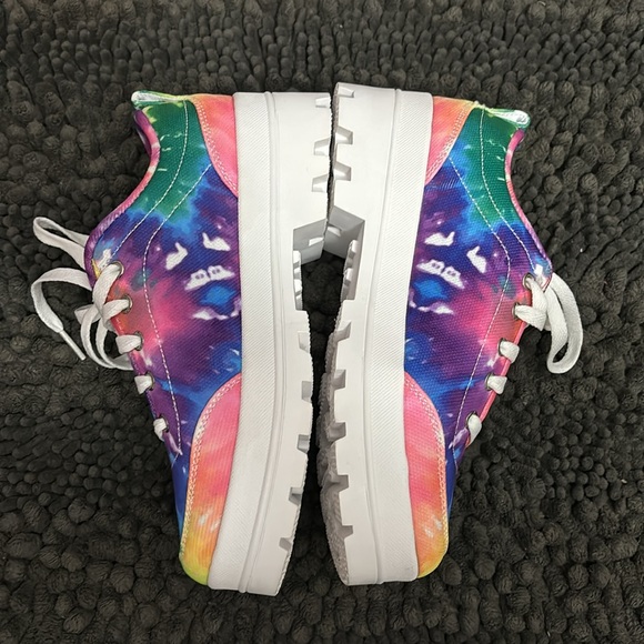 Colorful fila - Picture 3 of 3